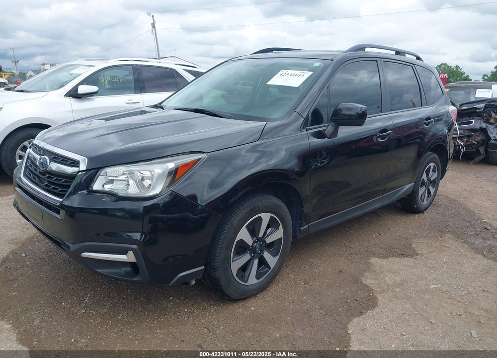 2017 SUBARU FORESTER VIN: JF2SJAEC6HH543964
