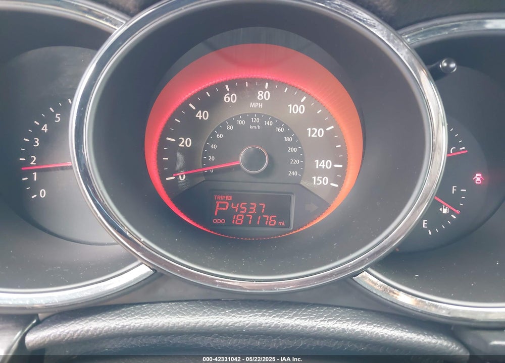 2012 KIA SORENTO VIN: 5XYKWDA2XCG244302