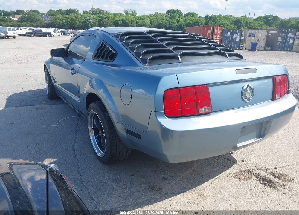 2005 FORD MUSTANG V6 DELUXE/V6 PREMIUM VIN: 1ZVFT80N155168894