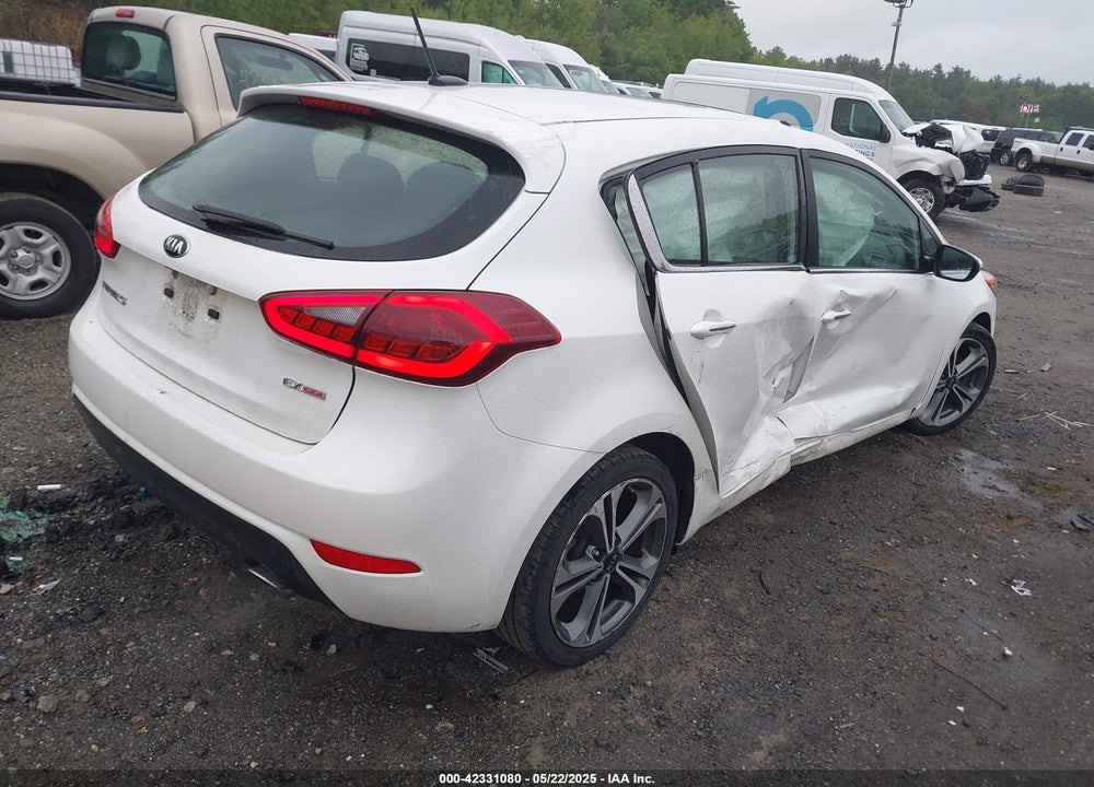 2016 KIA FORTE VIN: KNAFX5A88G5547826