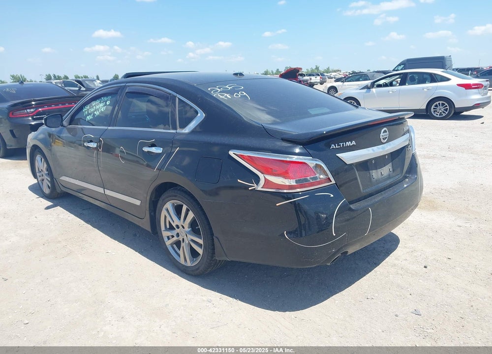 2013 NISSAN ALTIMA VIN: 1N4BL3AP5DN539774