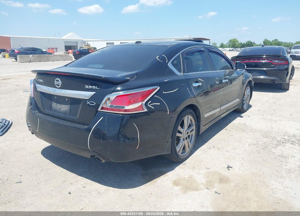 2013 NISSAN ALTIMA VIN: 1N4BL3AP5DN539774