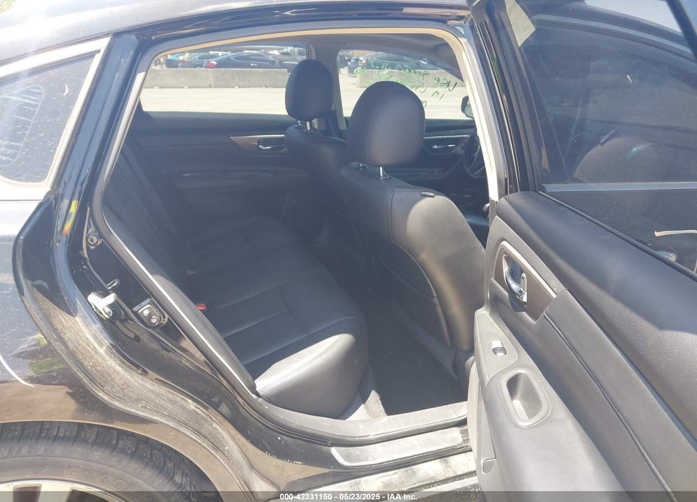 2013 NISSAN ALTIMA VIN: 1N4BL3AP5DN539774