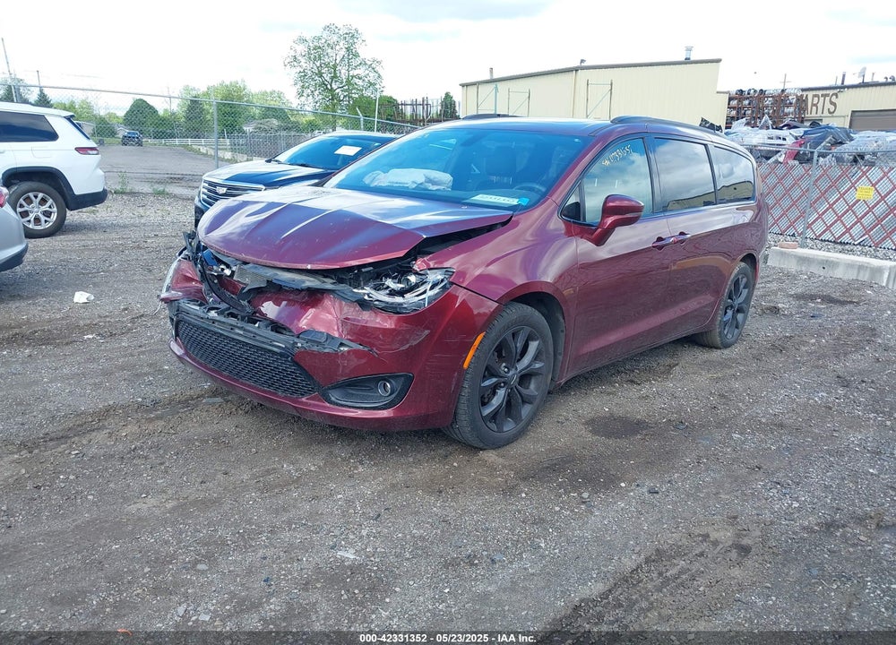 2019 CHRYSLER PACIFICA LIMITED VIN: 2C4RC1GG5KR652497