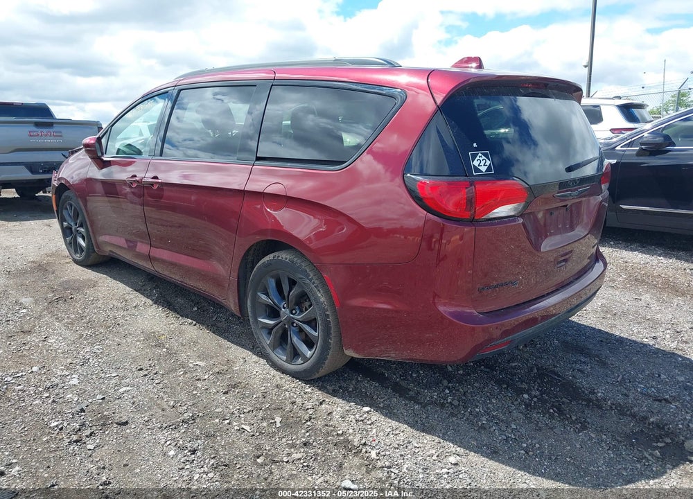 2019 CHRYSLER PACIFICA LIMITED VIN: 2C4RC1GG5KR652497