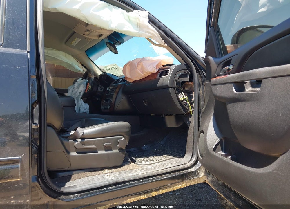 2011 CHEVROLET TAHOE LT VIN: 1GNSCBE07BR191474