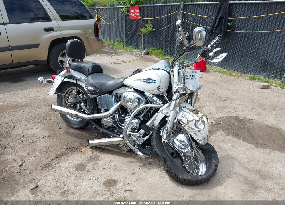 2005 HARLEY-DAVIDSON FLSTCI VIN: 1HD1BWB145Y075198