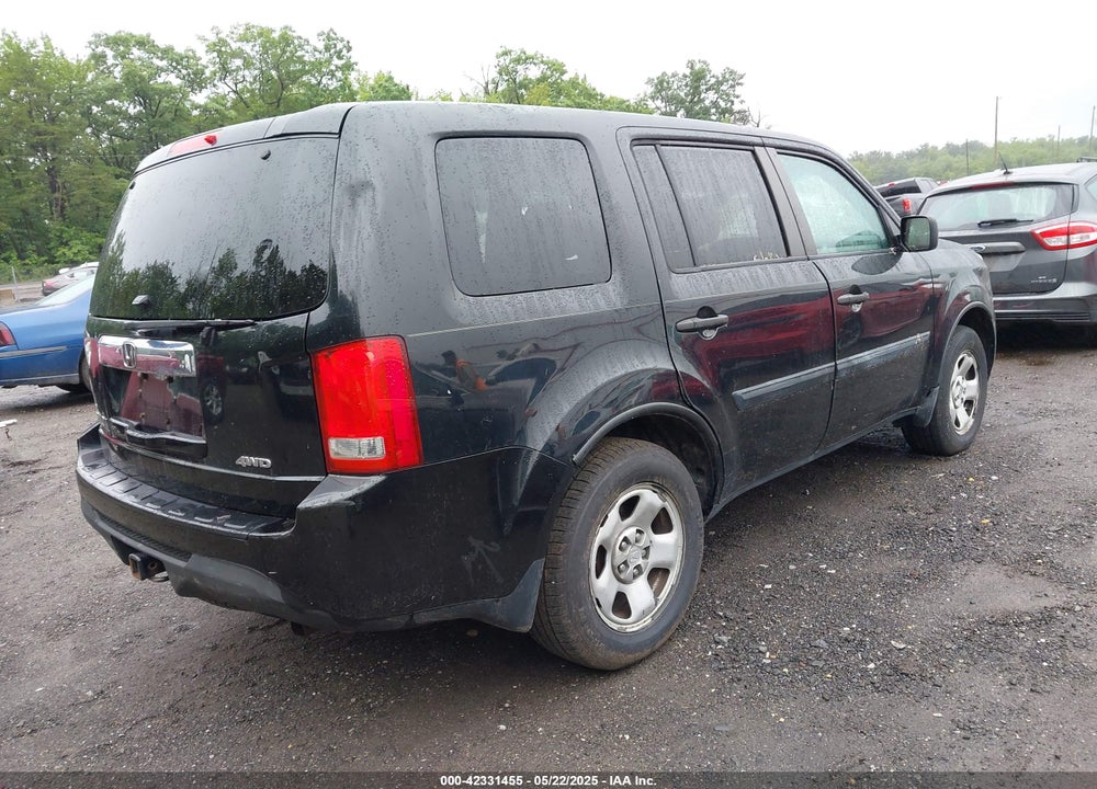 2012 HONDA PILOT LX VIN: 5FNYF4H22CB003888