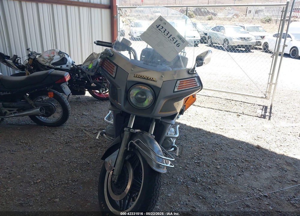 1982 HONDA GL1100 A VIN: 1HFSC022XCA215503