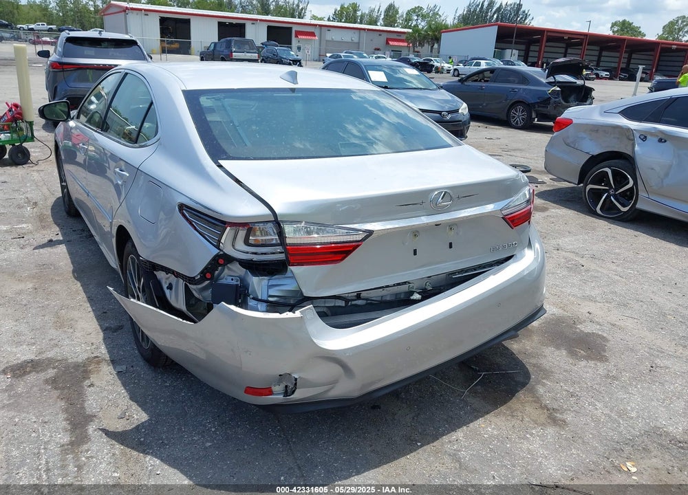2016 LEXUS ES350 VIN: 58ABK1GG0GU008215