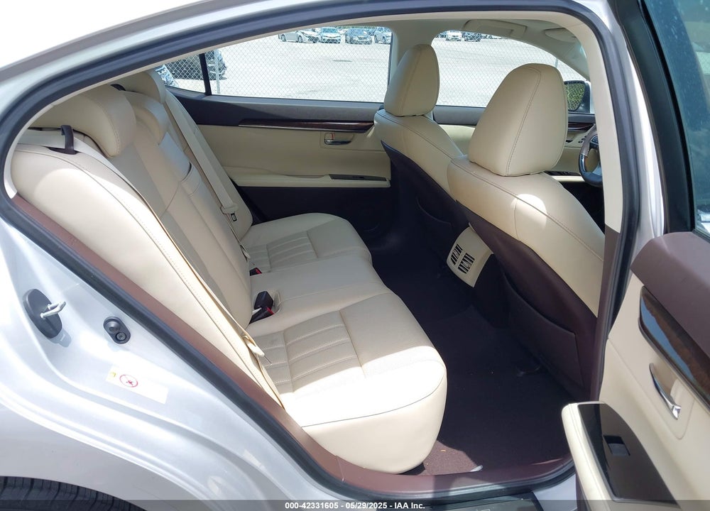 2016 LEXUS ES350 VIN: 58ABK1GG0GU008215