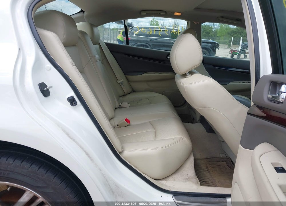 2011 INFINITI G37X VIN: JN1CV6ARXBM409734