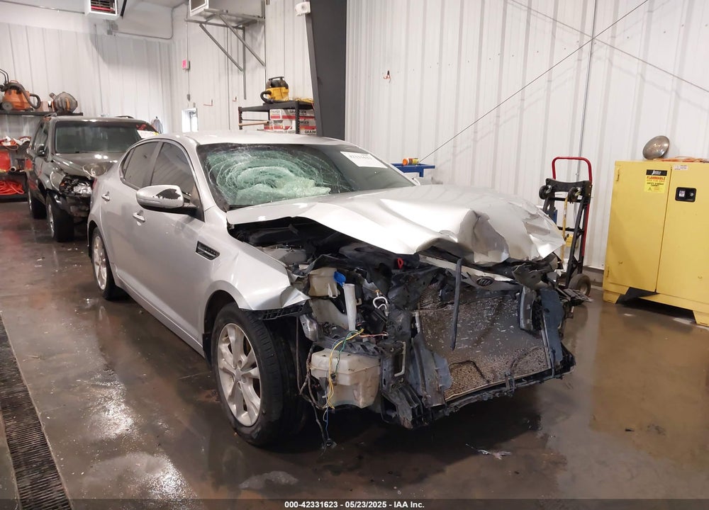 2012 KIA OPTIMA EX VIN: 5XXGN4A77CG003628