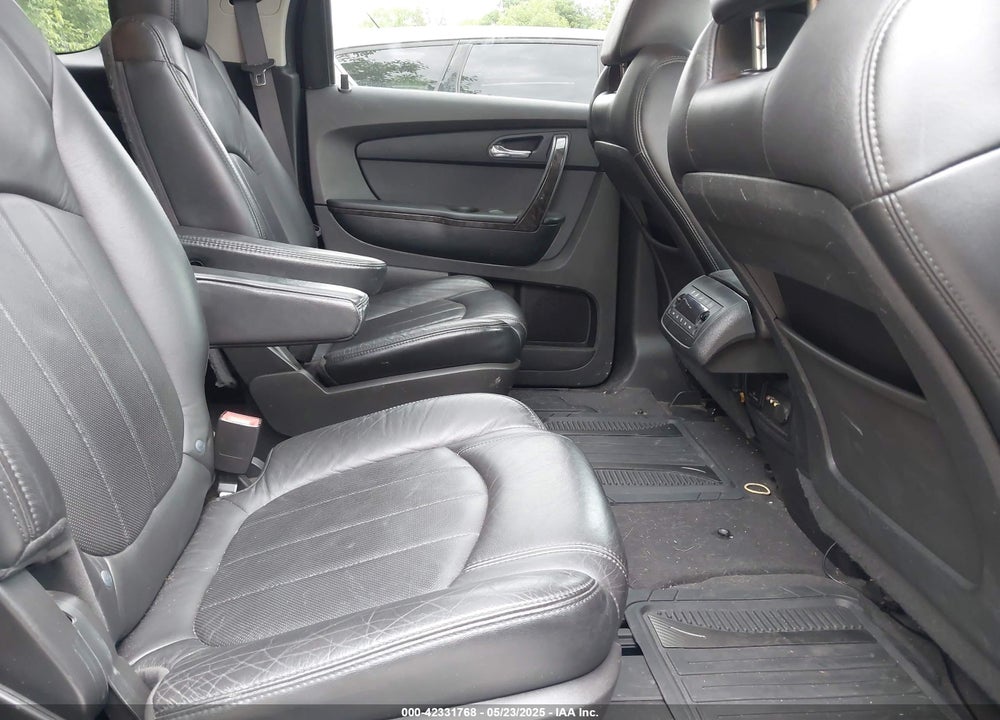 2011 GMC ACADIA VIN: 1GKKVTED4BJ298030