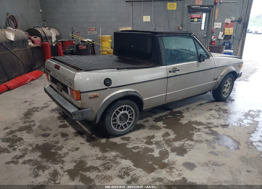 1987 VOLKSWAGEN CABRIOLET VIN: WVWCA015XHK010619