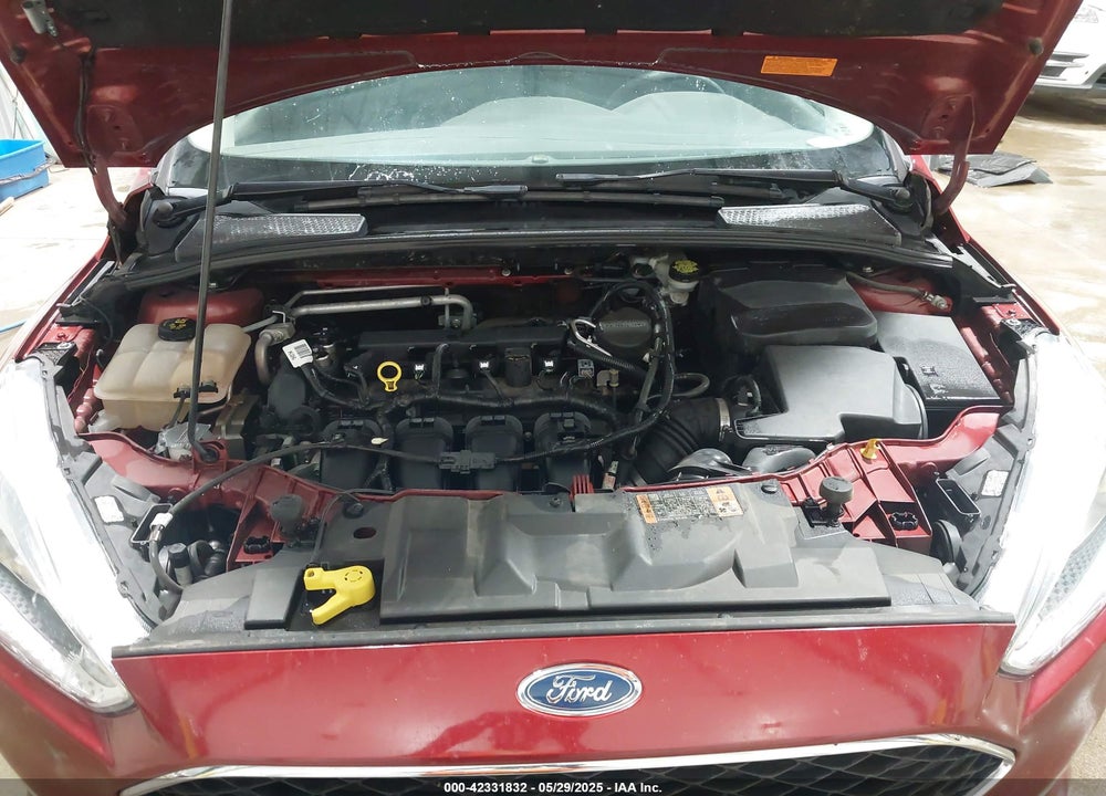 2015 FORD FOCUS SE VIN: 1FADP3F21FL306273
