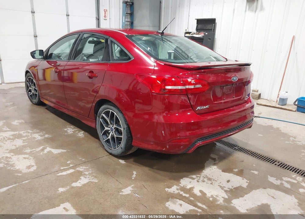 2015 FORD FOCUS SE VIN: 1FADP3F21FL306273