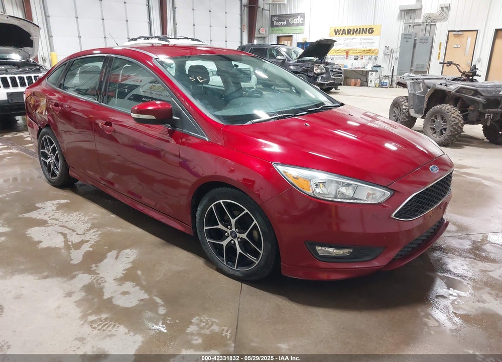 2015 FORD FOCUS SE VIN: 1FADP3F21FL306273