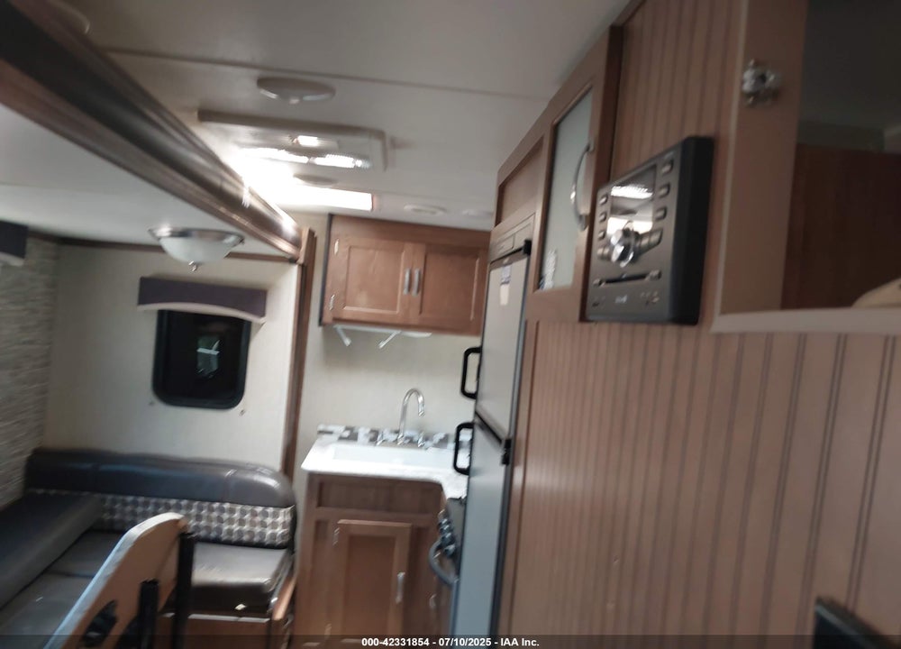 2019 GULFSTREAM KINGSPORT 276BHS VIN: 1NL1G3220K1132991