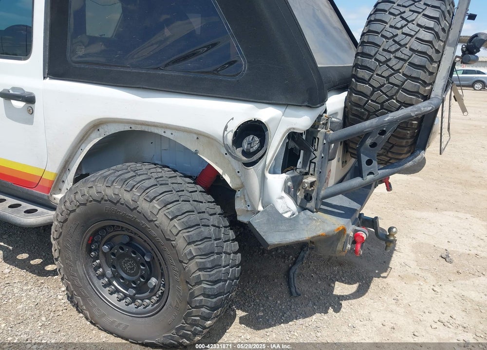 2018 JEEP WRANGLER SPORT S 4X4 VIN: 1C4GJXAN8JW302519