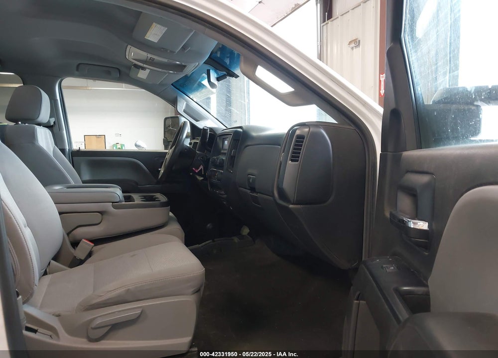 2017 CHEVROLET SILVERADO 2500HD VIN: 1GC2KUEGXHZ251227