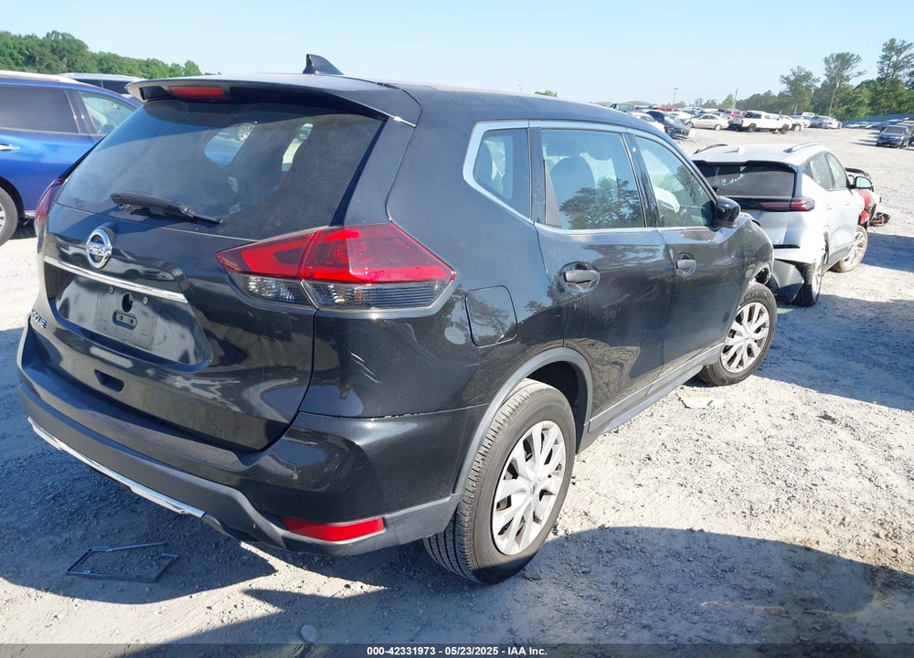 2019 NISSAN ROGUE VIN: 5N1AT2MT2KC768720