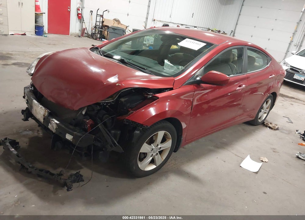 2013 HYUNDAI ELANTRA VIN: KMHDH4AE8DU729756