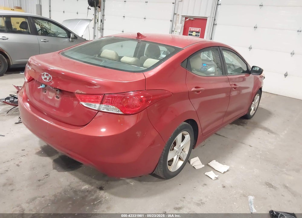 2013 HYUNDAI ELANTRA VIN: KMHDH4AE8DU729756