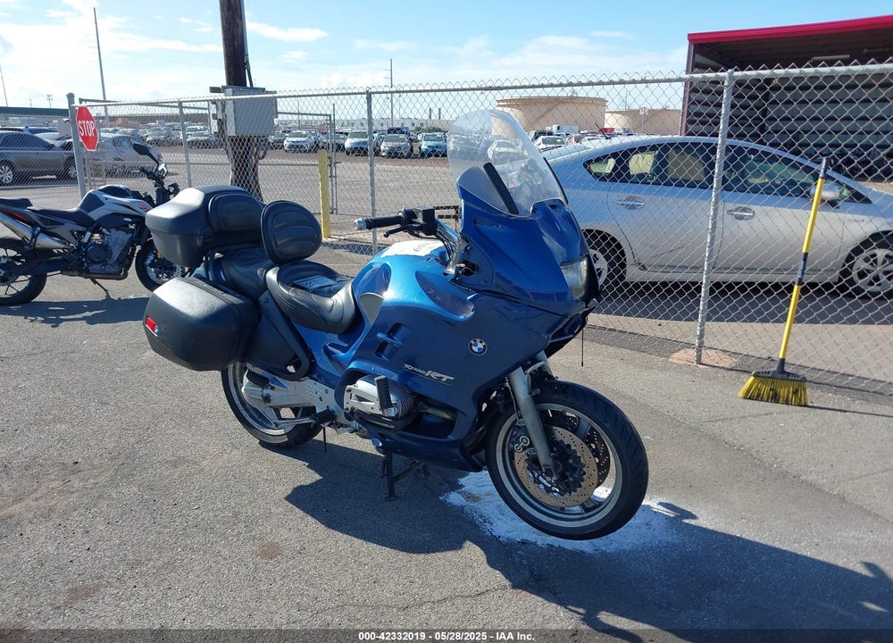 1997 BMW R1100 RT VIN: WB10418A6VZC62342