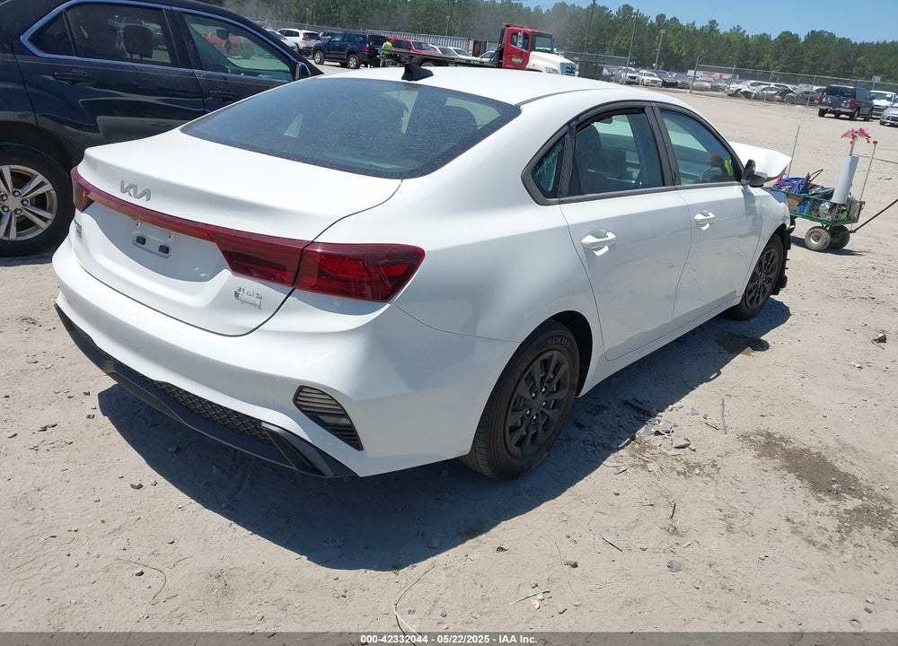 2022 KIA FORTE VIN: 3KPF24AD8NE499531