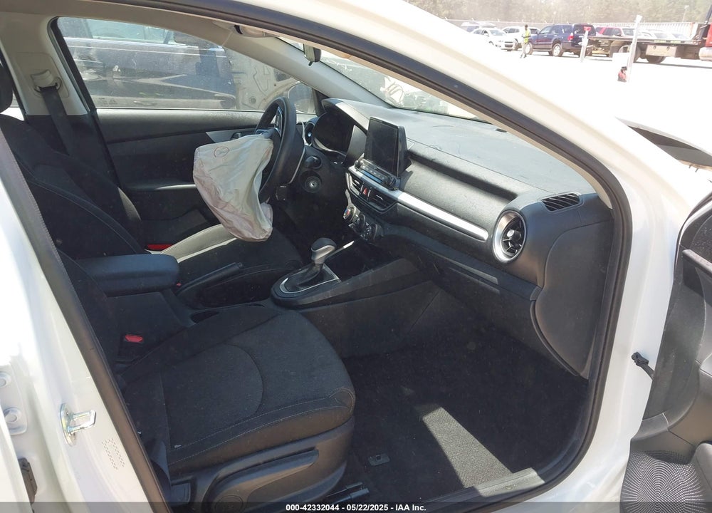 2022 KIA FORTE VIN: 3KPF24AD8NE499531