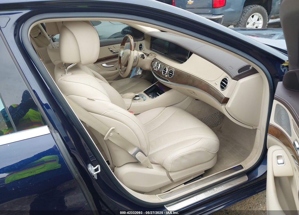 2014 MERCEDES-BENZ S 550 4MATIC VIN: WDDUG8FB5EA024385