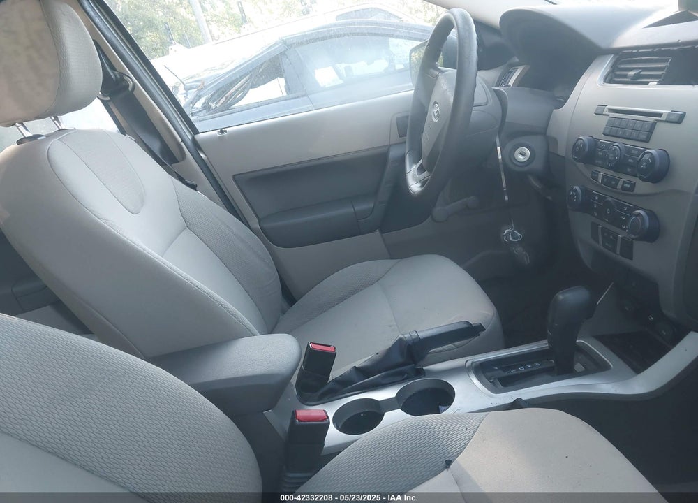 2008 FORD FOCUS S VIN: 1FAHP34N48W287038