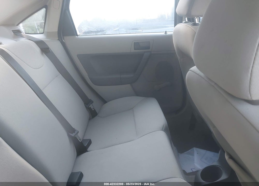 2008 FORD FOCUS S VIN: 1FAHP34N48W287038