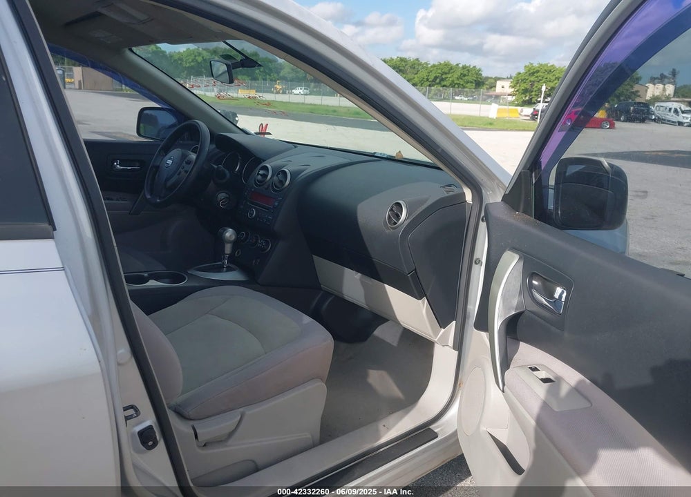 2010 NISSAN ROGUE S VIN: JN8AS5MT1AW030692