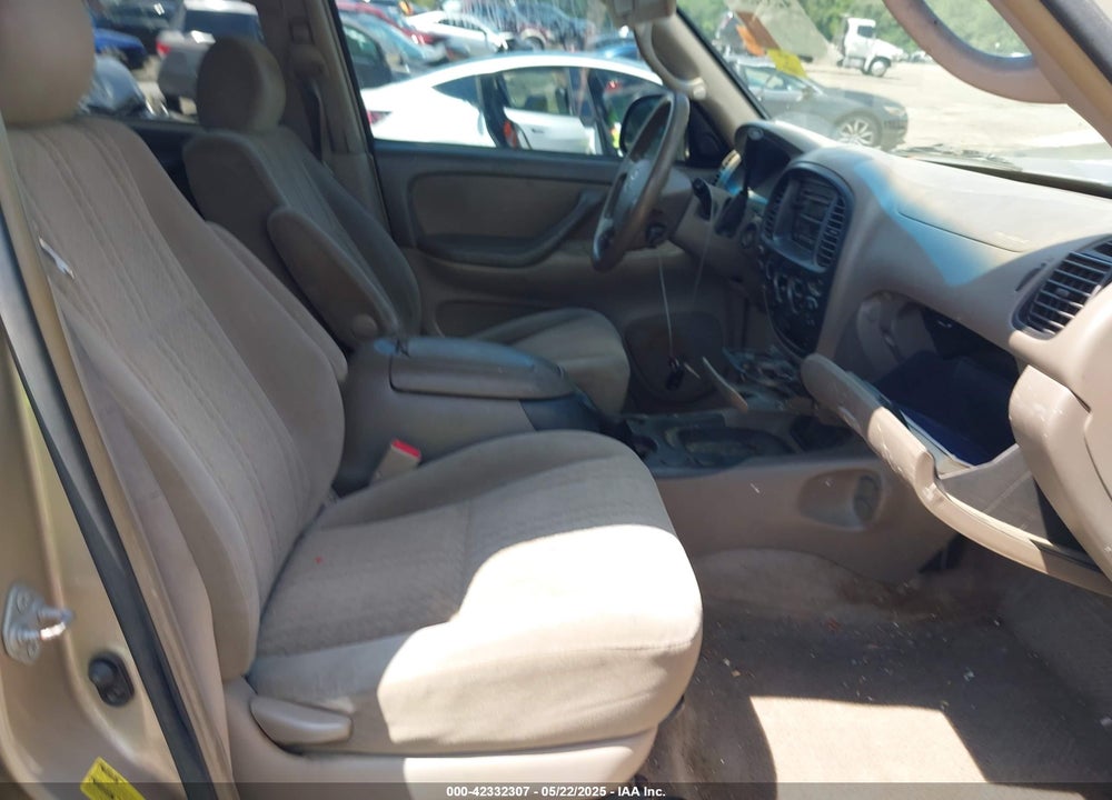 2005 TOYOTA TUNDRA SR5 V8 VIN: 5TBDT44105S476233