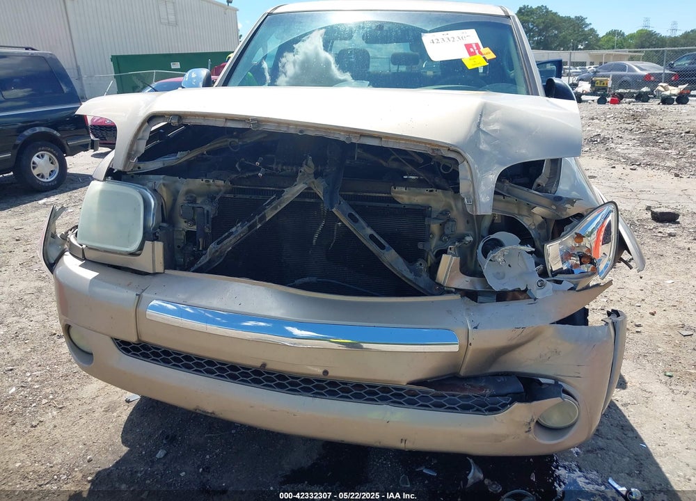 2005 TOYOTA TUNDRA SR5 V8 VIN: 5TBDT44105S476233