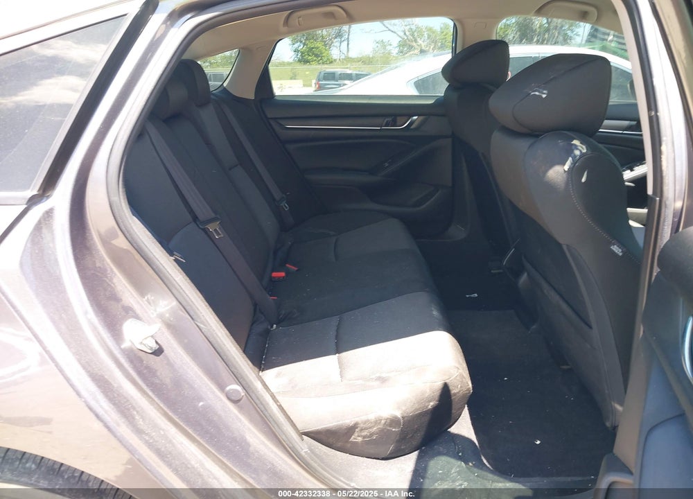 2022 HONDA ACCORD VIN: 1HGCV1F18NA022271