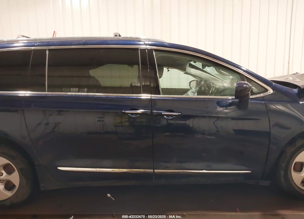 2017 CHRYSLER PACIFICA TOURING L PLUS VIN: 2C4RC1EG8HR578455