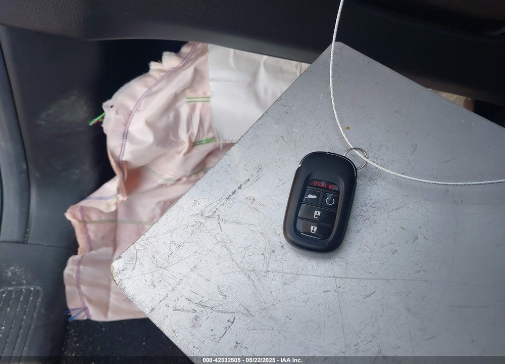 2025 HONDA PILOT TOURING VIN: 5FNYG2H72SB014420
