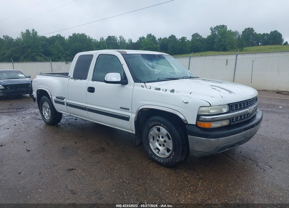 2001 CHEVROLET SILVERADO 1500 LS VIN: 2GCEC19VX11212623