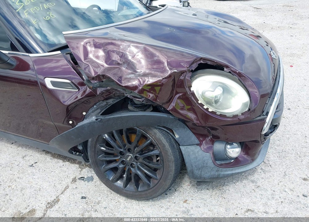 2016 MINI COOPER CLUBMAN VIN: WMWLN5C58G2B35180