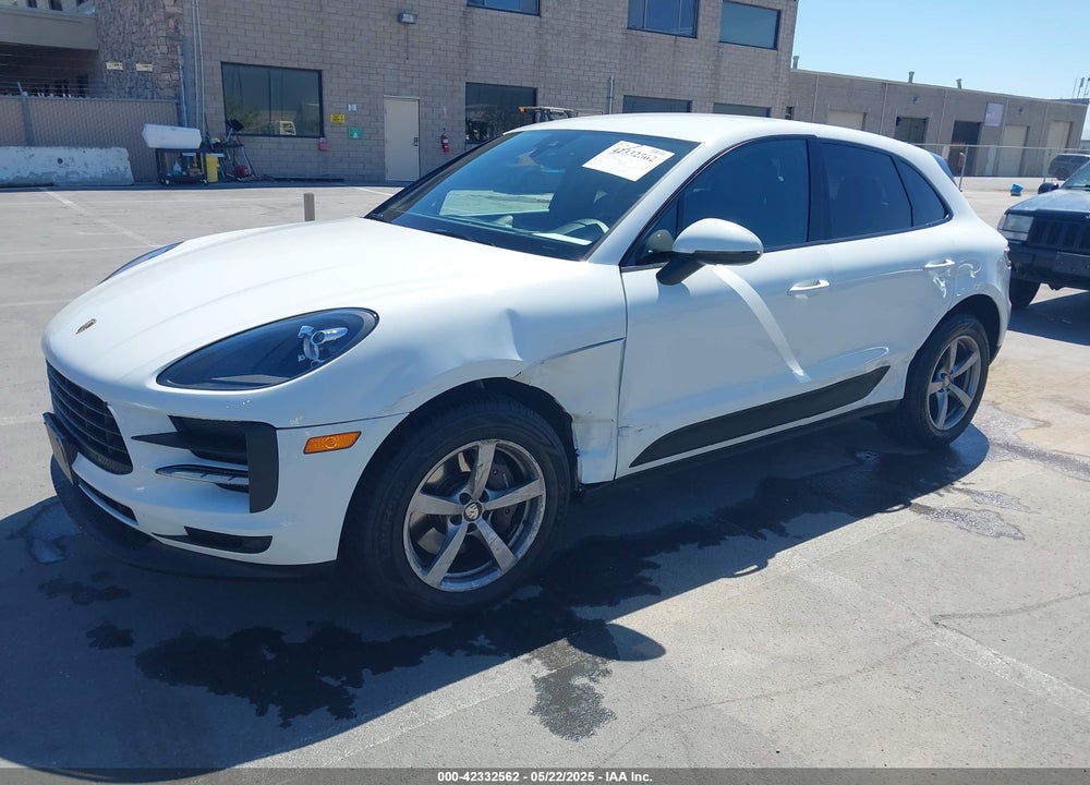 2021 PORSCHE MACAN VIN: WP1AA2A51MLB00523