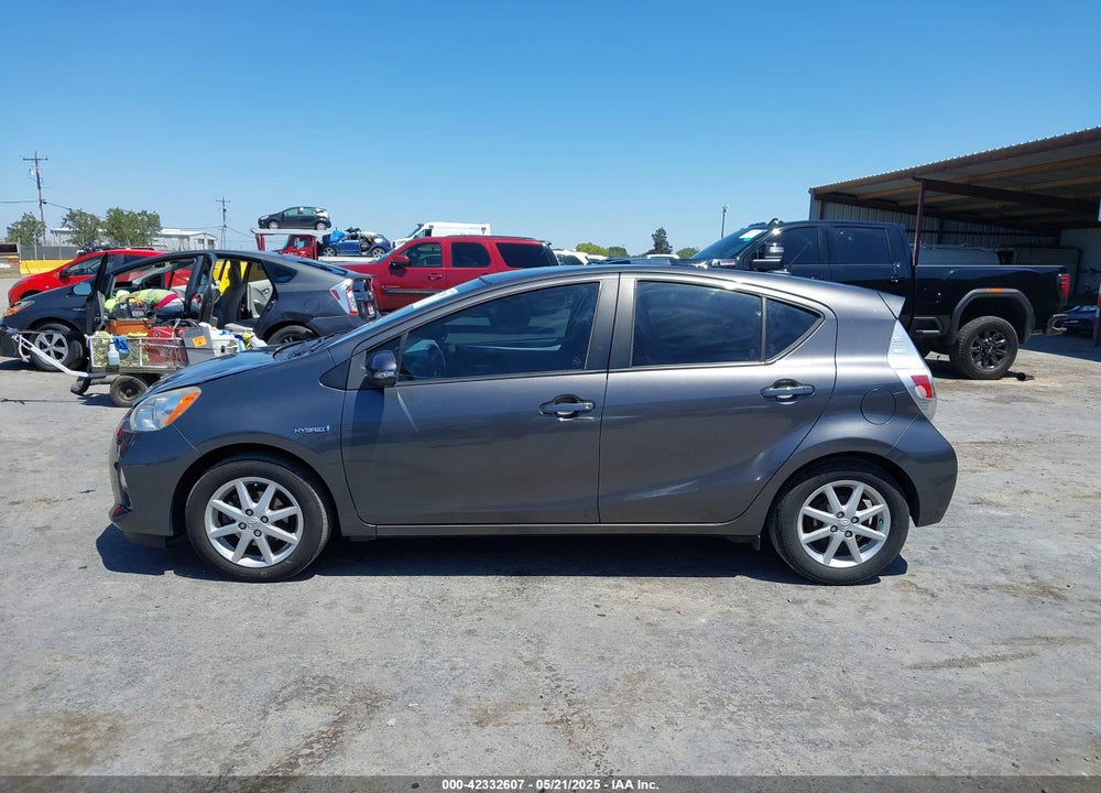 2012 TOYOTA PRIUS C FOUR/ONE/THREE/TWO VIN: JTDKDTB34C1015136