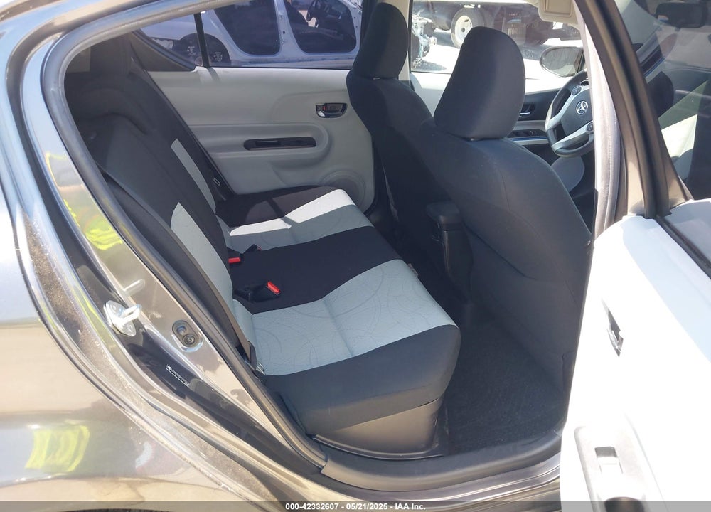 2012 TOYOTA PRIUS C FOUR/ONE/THREE/TWO VIN: JTDKDTB34C1015136