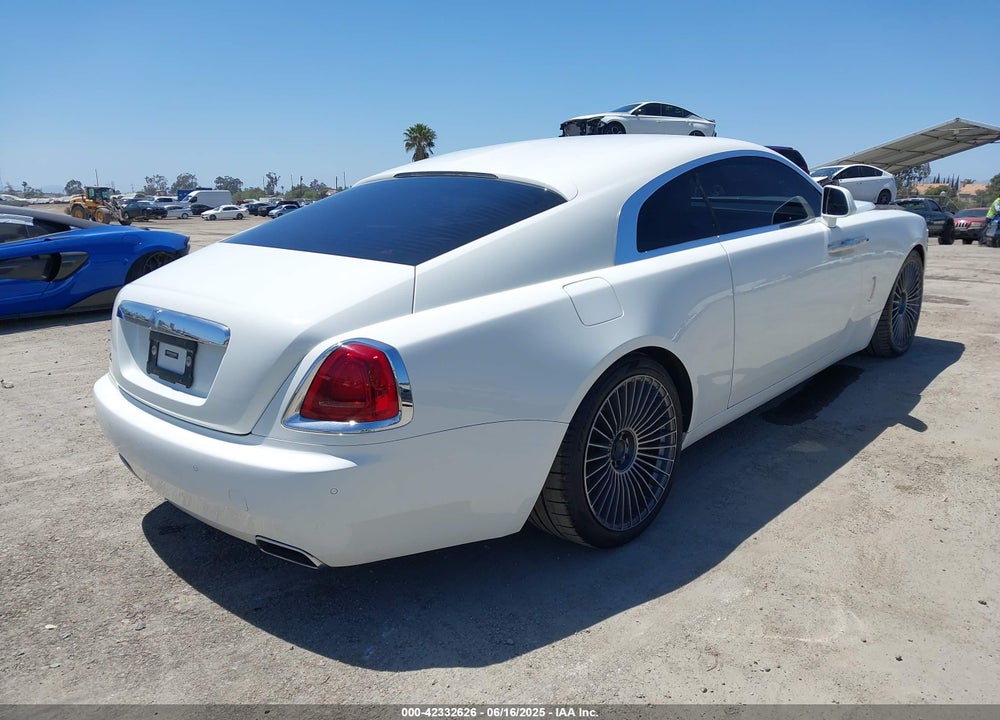 2016 ROLLS-ROYCE WRAITH VIN: SCA665C54GUX86294
