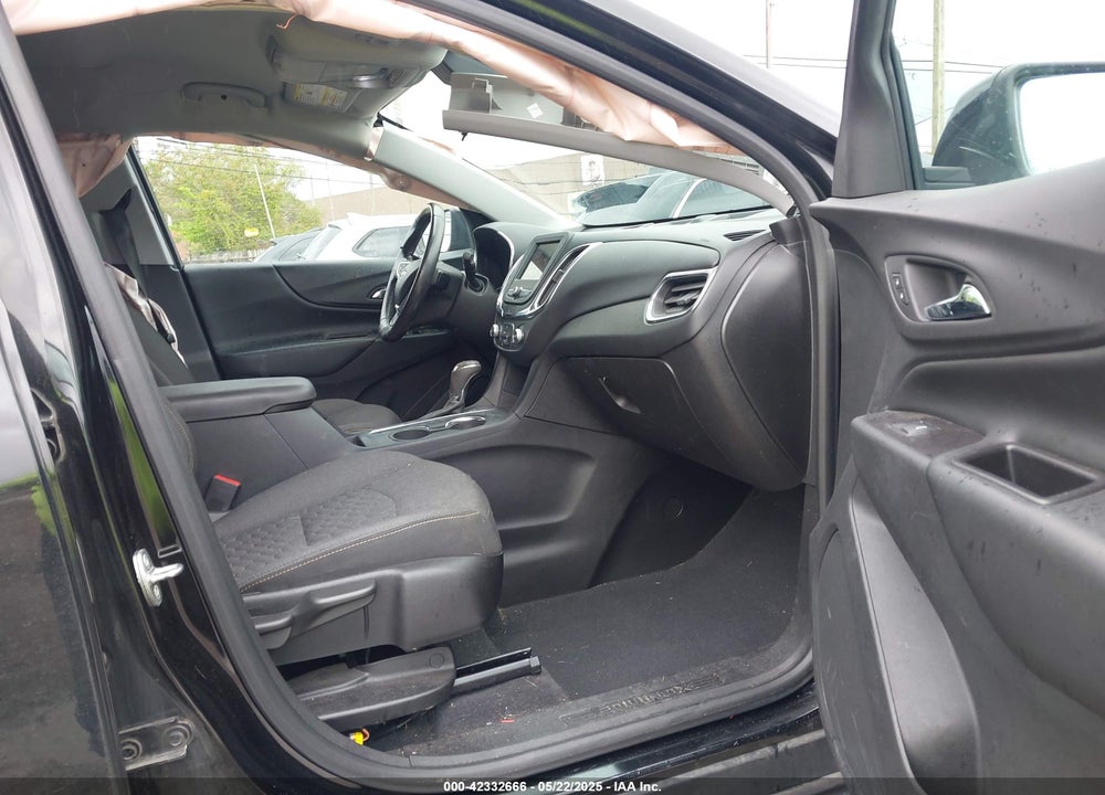 2019 CHEVROLET EQUINOX VIN: 2GNAXJEV8K6223401