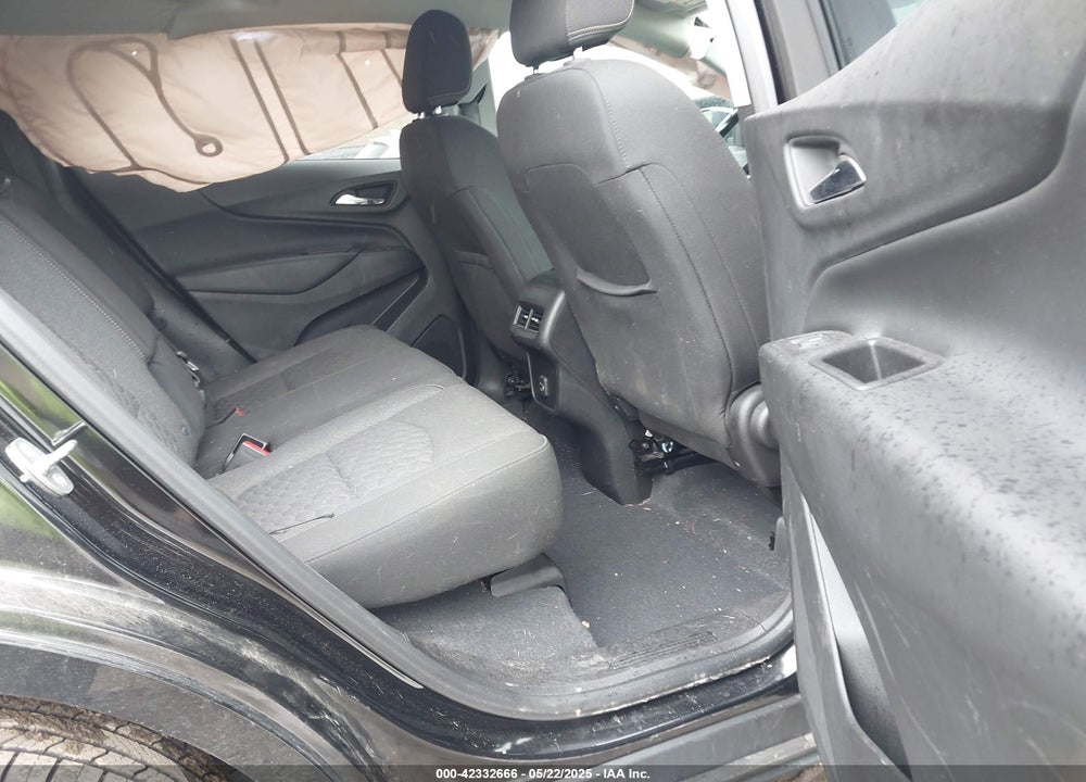 2019 CHEVROLET EQUINOX VIN: 2GNAXJEV8K6223401