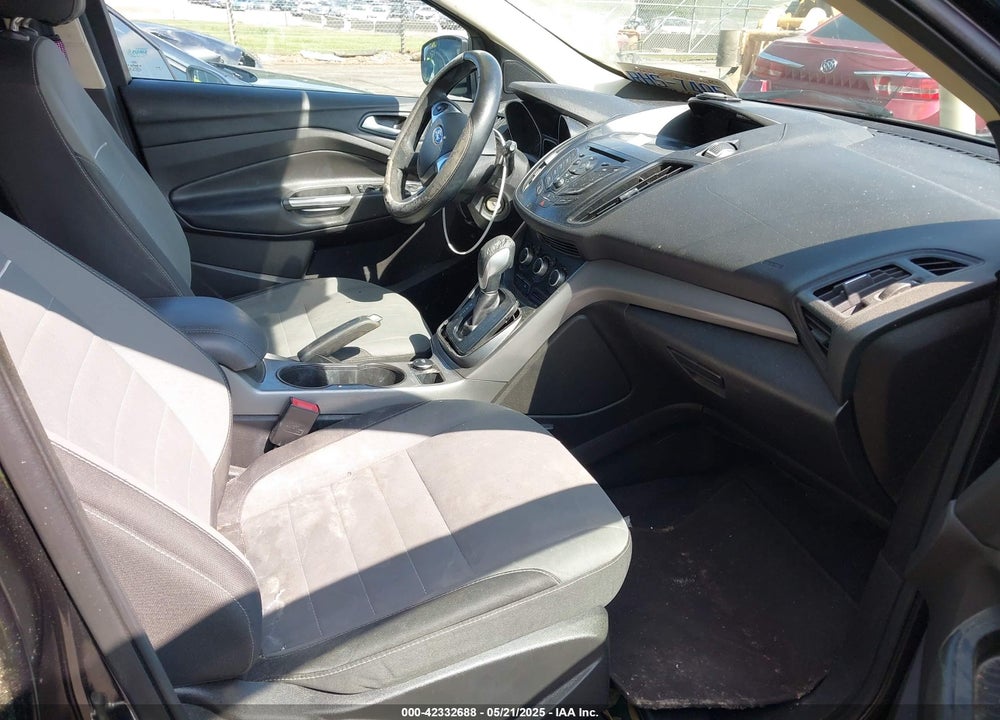 2015 FORD ESCAPE VIN: 1FMCU9G90FUA81301