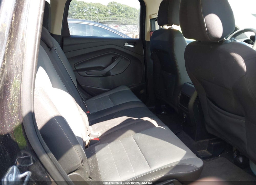 2015 FORD ESCAPE VIN: 1FMCU9G90FUA81301